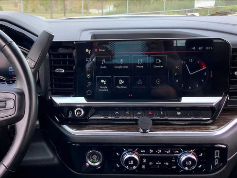 Used 2023 GMC Sierra 1500 Elevation w/ LPO, Elevation Black Package image 6