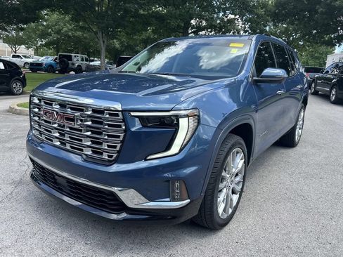 Used 2025 GMC Acadia Denali w/ Super Cruise Package AWD/4WD image 3