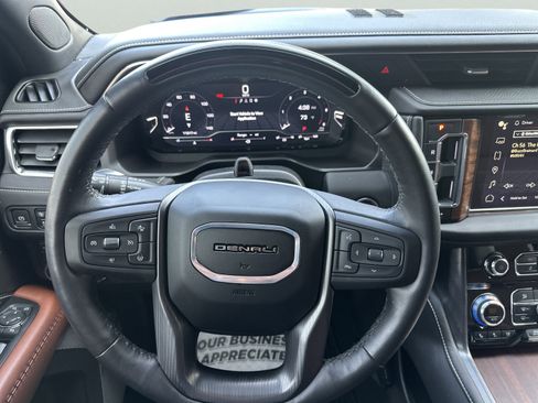 Used 2024 GMC Yukon Denali Ultimate image 18
