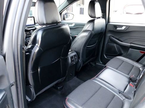 Used 2025 Ford Escape ST-Line Select AWD/4WD image 21