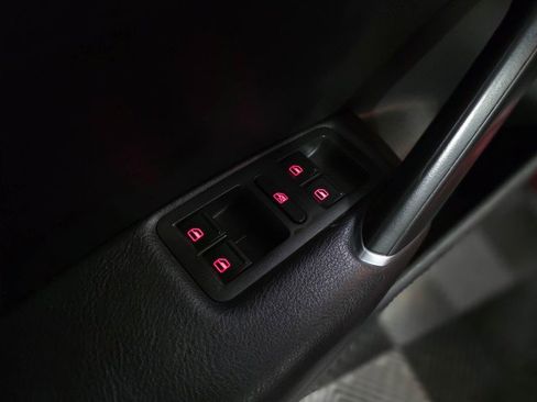 Used 2020 Volkswagen Passat 2.0T R-Line image 29