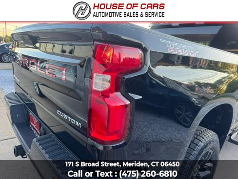 Used 2019 Chevrolet Silverado 1500 Custom Trail Boss w/ Custom Convenience Package image 18