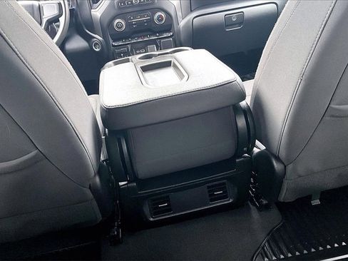 Used 2024 Chevrolet Silverado 2500 Custom w/ Custom Value Package image 33