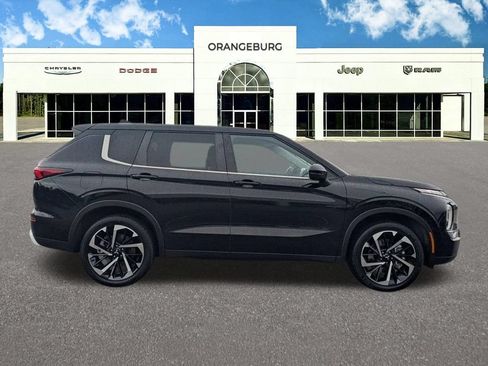 Used 2024 Mitsubishi Outlander SE FWD image 9