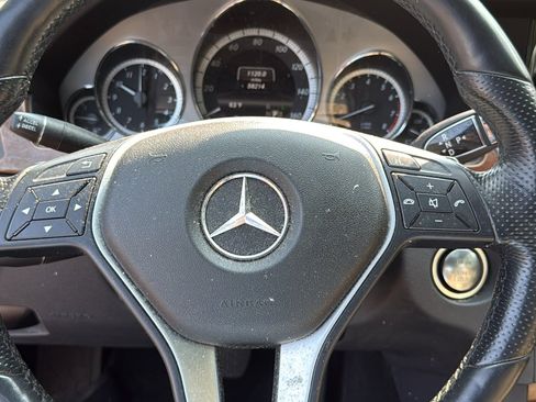 Used 2013 Mercedes-Benz E 350 4MATIC Sedan image 13