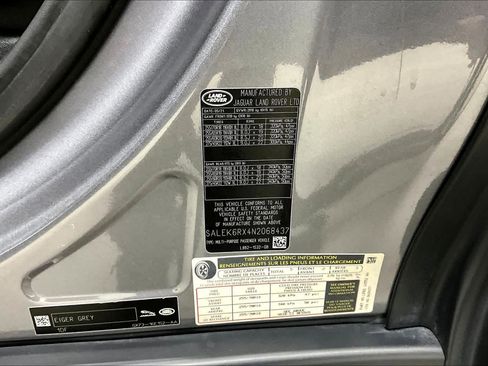 Used 2022 Land Rover Defender 90 image 33