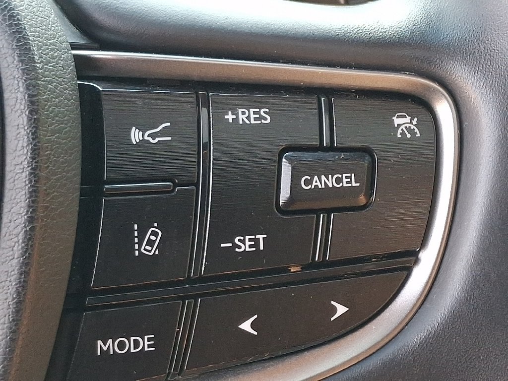 Used 2025 Lexus ES 300h w/ Premium Package FWD image 23