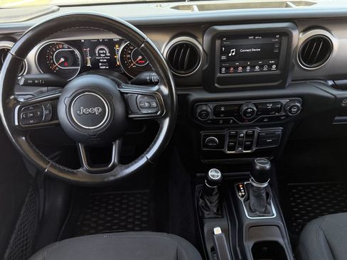 Used 2021 Jeep Gladiator Sport AWD/4WD image 19