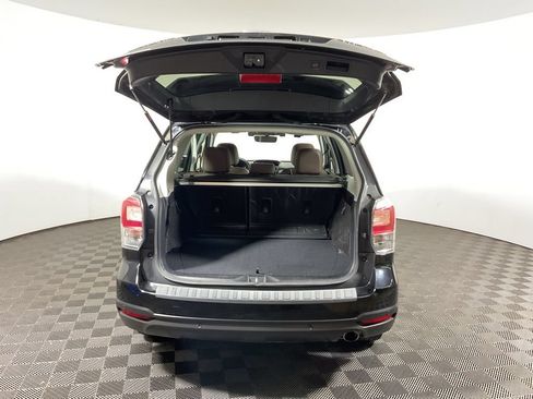 Used 2017 Subaru Forester 2.5i Touring AWD/4WD image 17