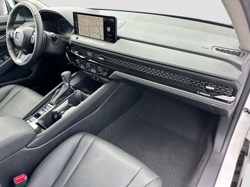 Used 2026 Honda Accord Touring image 30