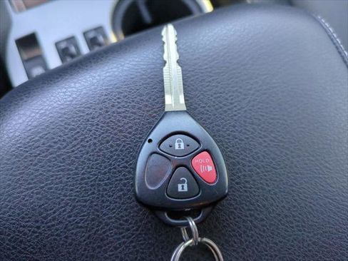 Certified 2019 Toyota 4Runner SR5 Premium image 27