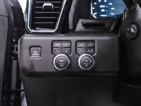 Used 2025 GMC Sierra 1500 Denali Ultimate AWD/4WD image 18