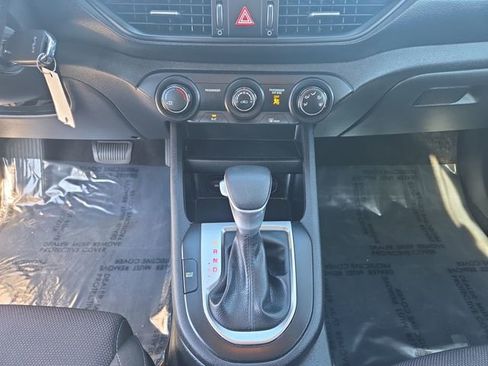Used 2023 Kia Forte LXS image 11