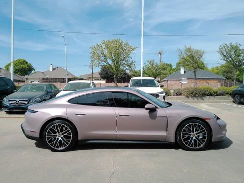 Used 2022 Porsche Taycan RWD image 5