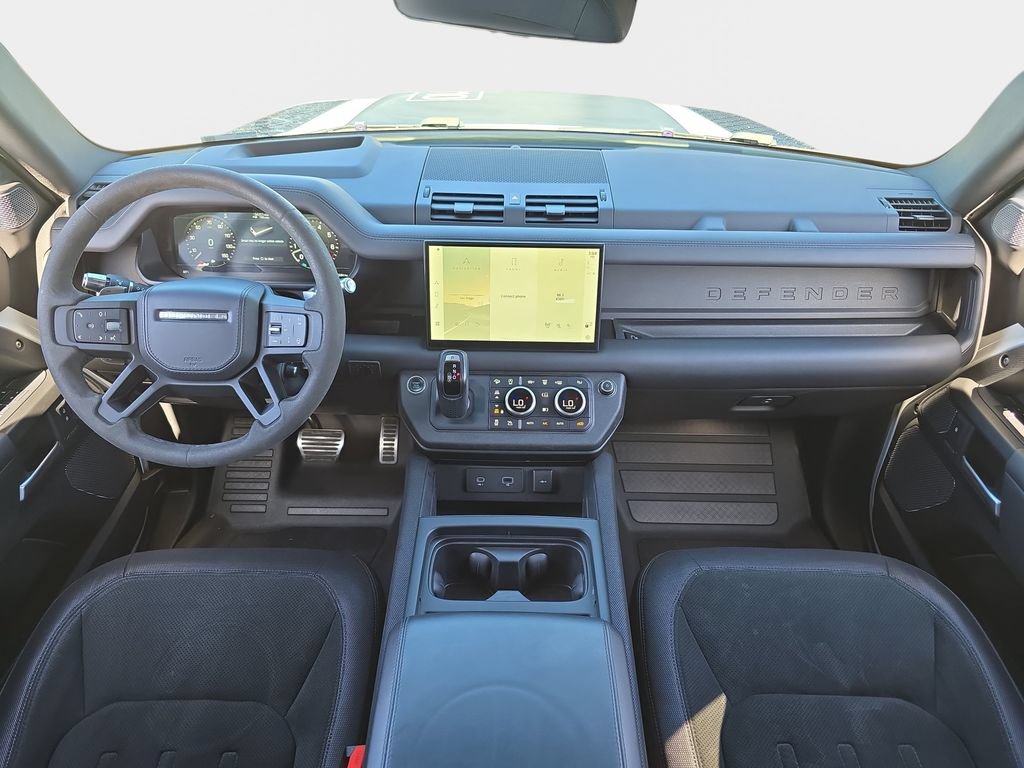 Used 2022 Land Rover Defender 110 V8 AWD/4WD image 10