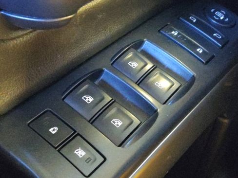 Used 2017 Chevrolet Silverado 1500 LT w/ All Star Edition image 27