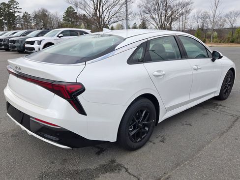 New 2026 Kia K5 LXS image 7