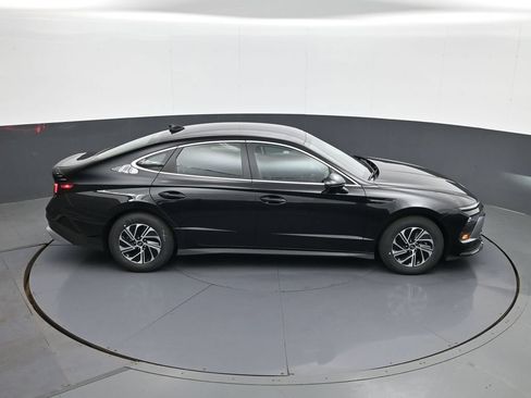 New 2026 Hyundai Sonata Blue FWD image 16
