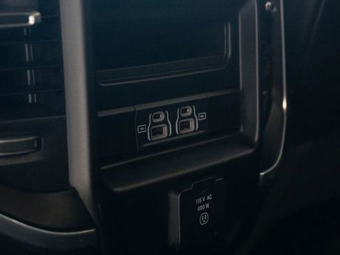 Used 2024 RAM 1500 Laramie RWD image 21