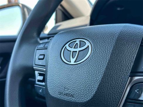 Certified 2025 Toyota Camry LE image 27