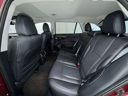 Used 2024 Subaru Outback Limited image 12