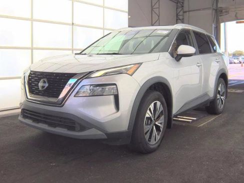 Used 2023 Nissan Rogue SV w/ SV Premium B Package FWD image 1