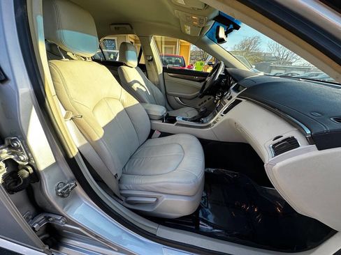 Used 2010 Cadillac CTS Sedan image 10