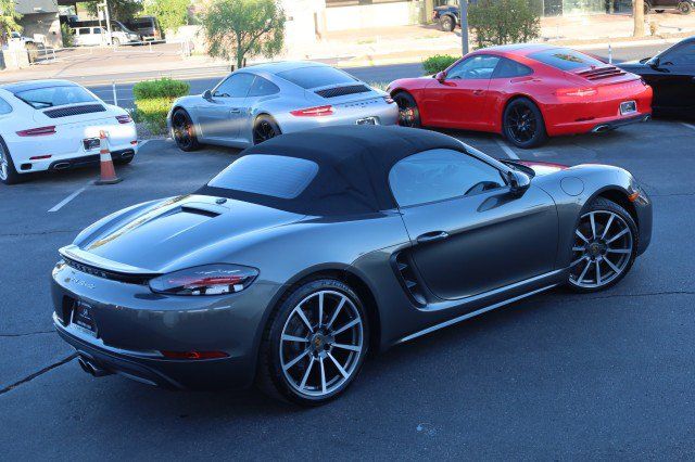 Used 2017 Porsche 718 Boxster RWD image 69