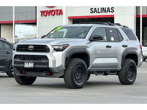 New 2026 Toyota 4Runner SR5 image 8