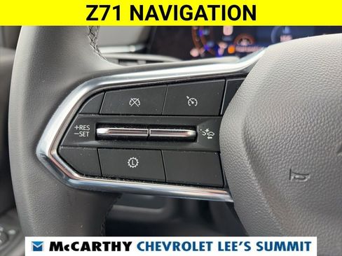 Certified 2025 Chevrolet Suburban Z71 AWD/4WD image 18