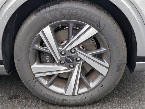 Used 2026 Genesis GV70 3.5T Sport Advanced image 11