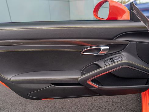 Used 2019 Porsche 911 Carrera S image 10