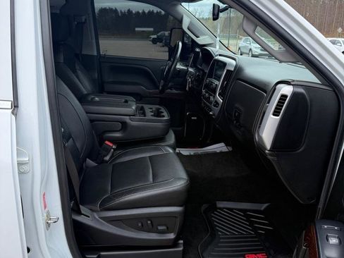 Used 2018 GMC Sierra 2500 SLT w/ Duramax Plus Package AWD/4WD image 14