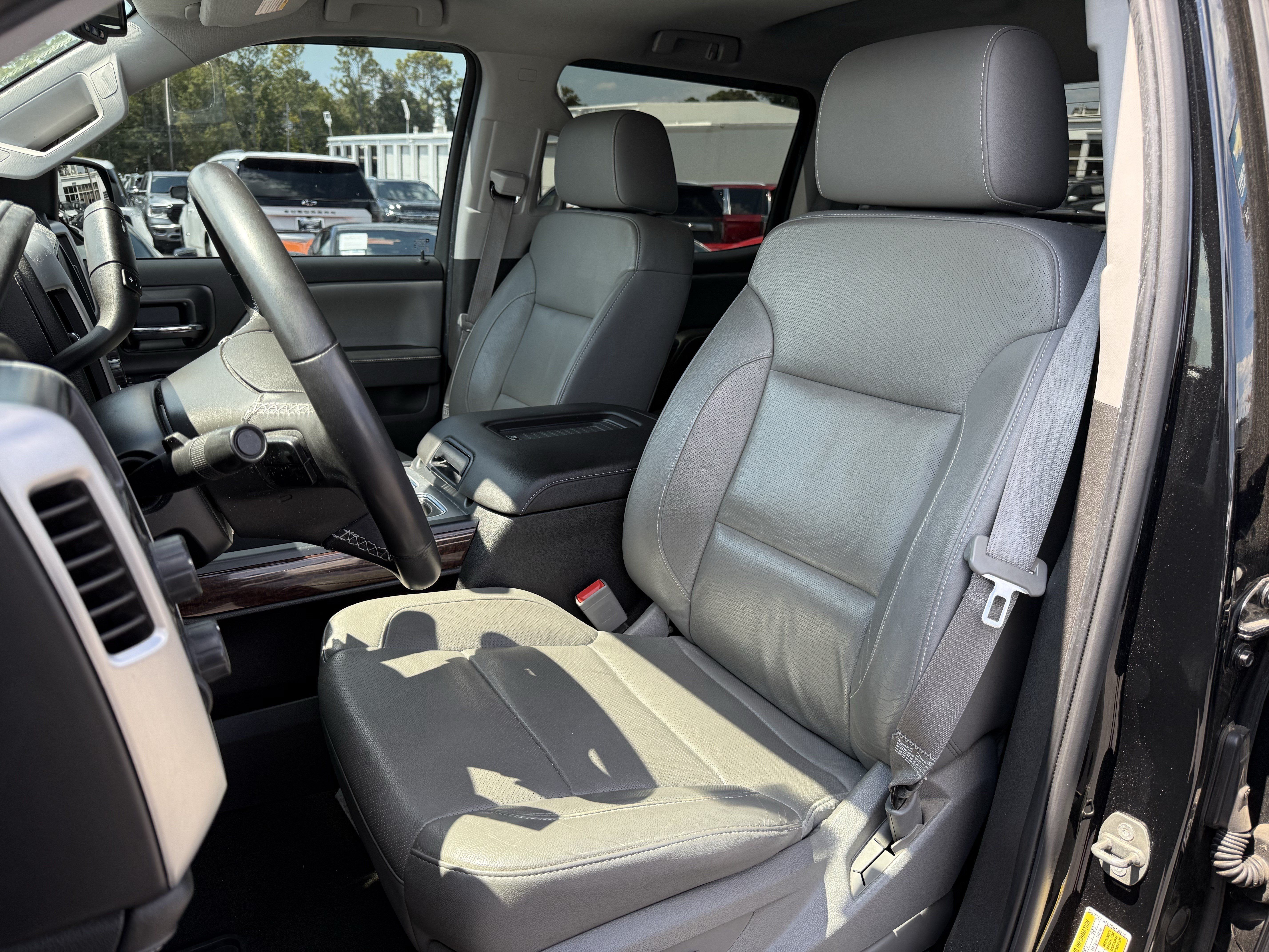 Used 2016 GMC Sierra 1500 SLT w/ SLT Premium Package AWD/4WD image 7