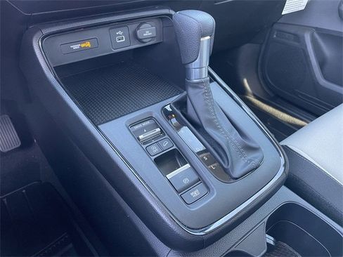 Used 2025 Honda CR-V LX image 20