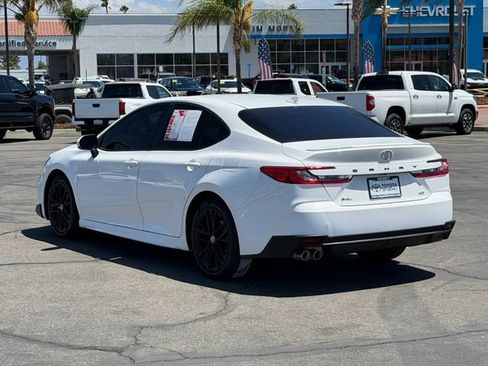 Used 2025 Toyota Camry SE w/ Convenience Package FWD image 8