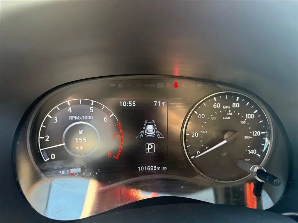 Used 2021 Nissan Kicks SV FWD image 10