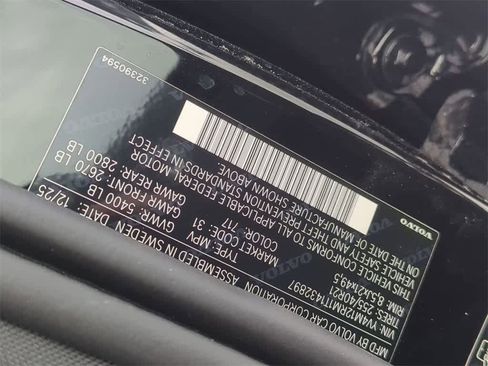 New 2026 Volvo XC60 B5 Ultra w/ Protection Package Premier image 33