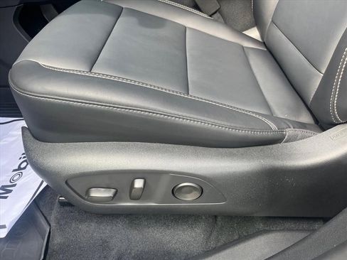 Used 2026 GMC Acadia Elevation w/ Black Edition FWD image 26
