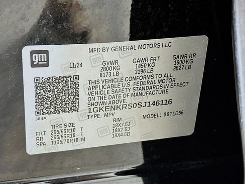 Used 2025 GMC Acadia Elevation image 12