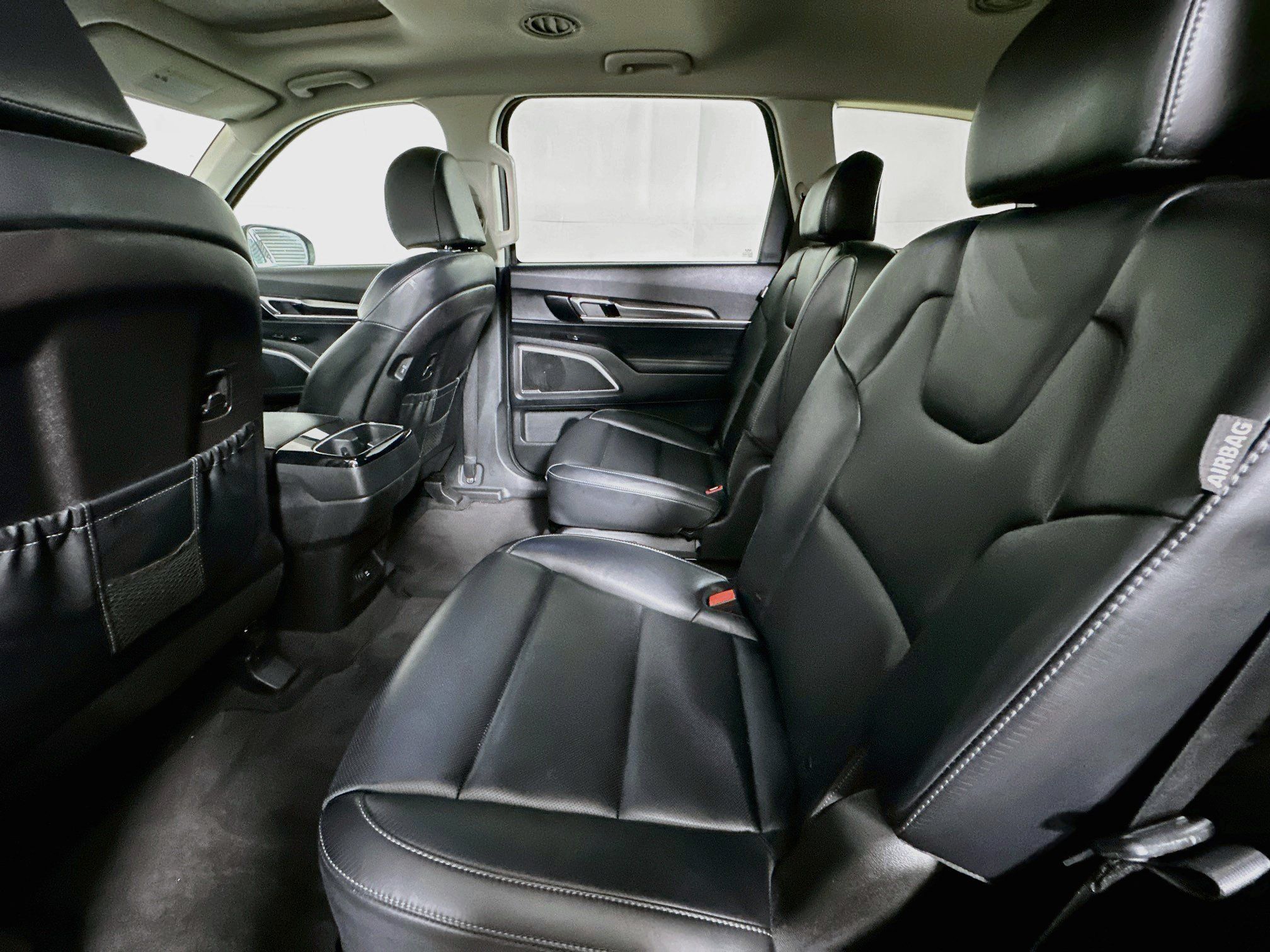 Used 2025 Kia Telluride S FWD image 29