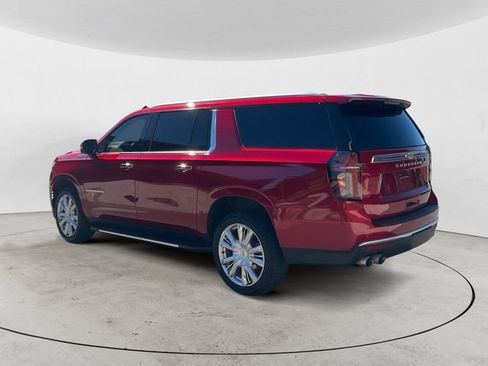 Used 2023 Chevrolet Suburban High Country w/ Max Trailering Package AWD/4WD image 3