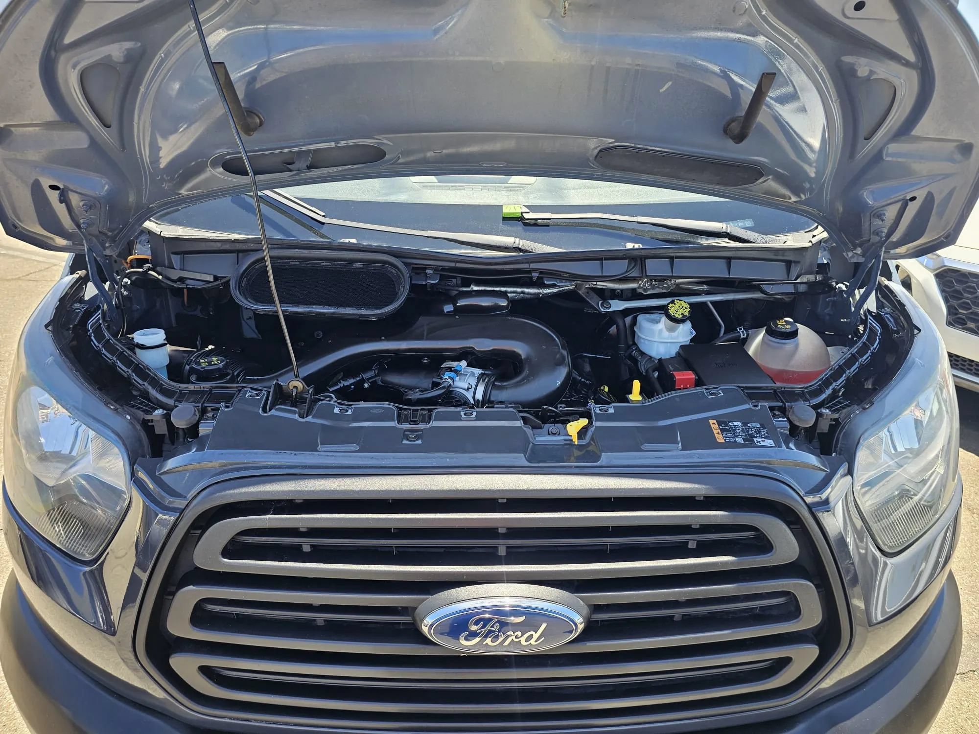 Used 2019 Ford Transit 250 148 High Roof Extended RWD image 21