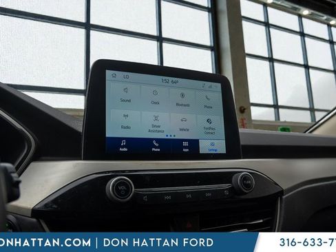 Used 2020 Ford Escape SE image 6