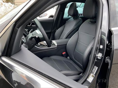 Certified 2025 Mercedes-Benz C 300 4MATIC Sedan image 17