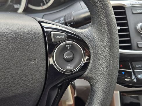 Certified 2017 Honda Accord LX image 24