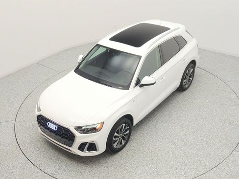 Used 2023 Audi Q5 2.0T Premium Plus w/ Premium Plus Package AWD/4WD image 22