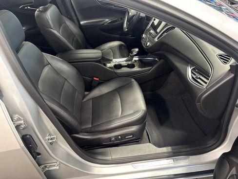 Used 2022 Chevrolet Malibu Premier FWD image 45