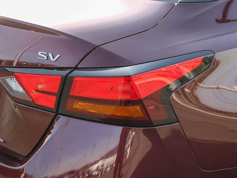 Used 2023 Nissan Altima 2.5 SV image 7