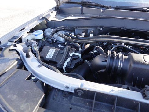Used 2022 Ford Explorer Limited w/ Equipment Group 301A RWD image 39